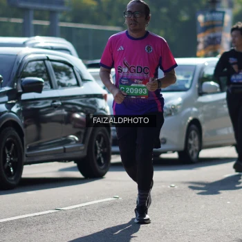 Runner Photo 3752976