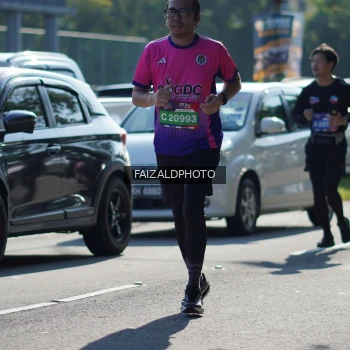 Runner Photo 3752986