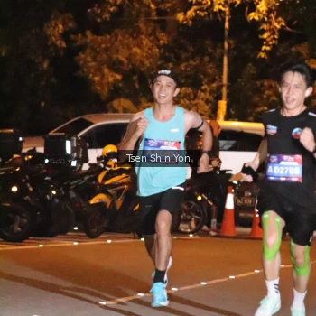 Runner Photo 3753085