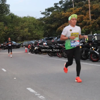 Runner Photo 3753125