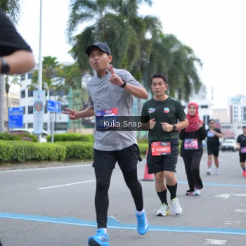 Runner Photo 3753146