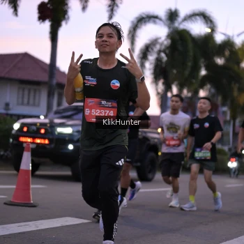 Runner Photo 3753249