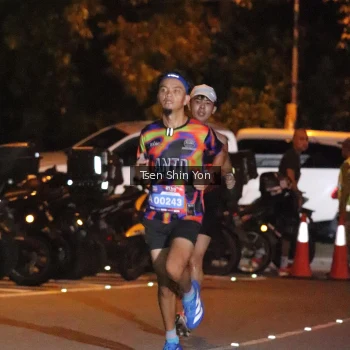 Runner Photo 3753484