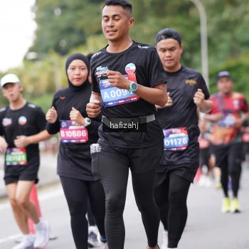 Runner Photo 3753546