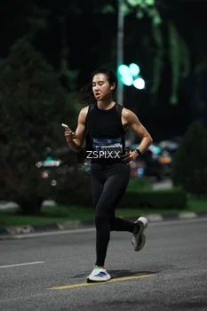 Runner Photo 3753686