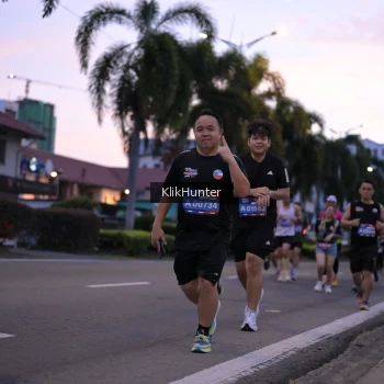 Runner Photo 3753698