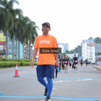 Runner Photo 3753737