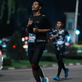 Runner Photo 3753760