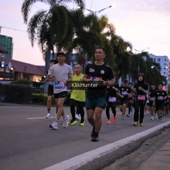 Runner Photo 3753776