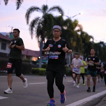Runner Photo 3753795