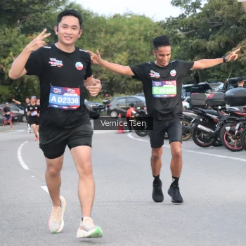 Runner Photo 3753810