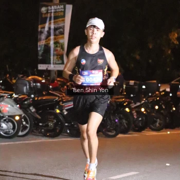 Runner Photo 3753865