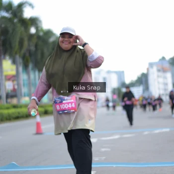 Runner Photo 3754019