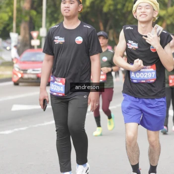 Runner Photo 3754055