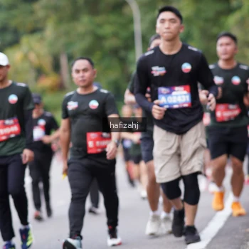 Runner Photo 3754125