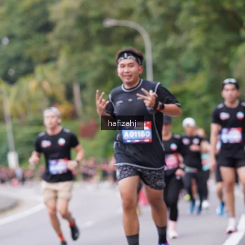 Runner Photo 3754210