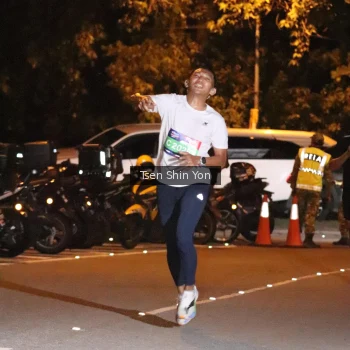 Runner Photo 3754211