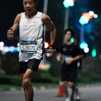Runner Photo 3754317