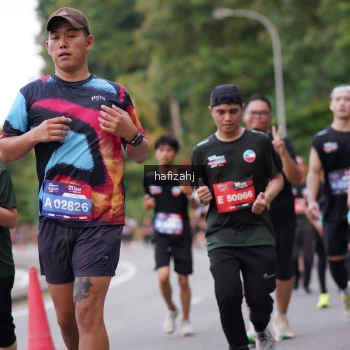 Runner Photo 3754336