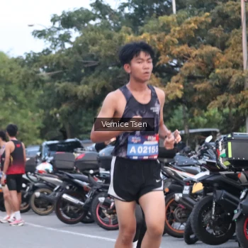 Runner Photo 3754369