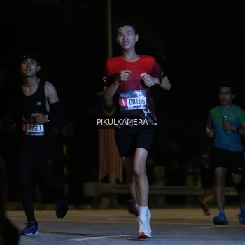 Runner Photo 3754394