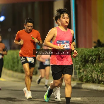 Runner Photo 3754453