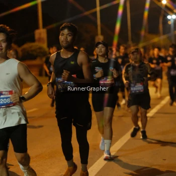 Runner Photo 3754500