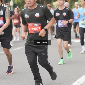 Runner Photo 3754525