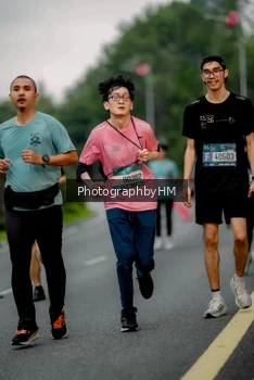 Runner Photo 3754560