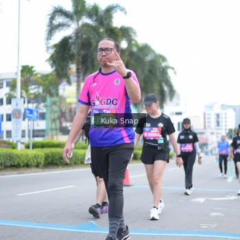 Runner Photo 3754651