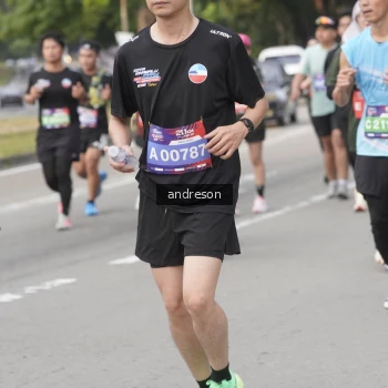 Runner Photo 3754654