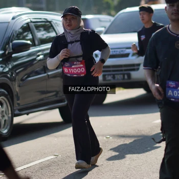 Runner Photo 3754673