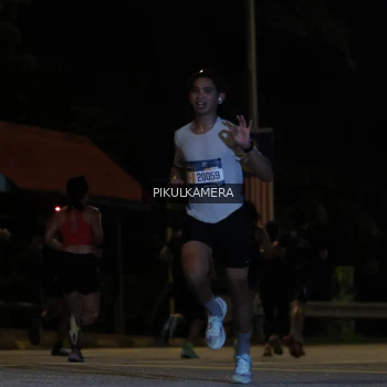 Runner Photo 3754711