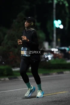 Runner Photo 3754795