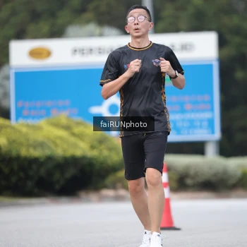 Runner Photo 3754875