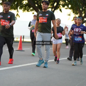 Runner Photo 3754893