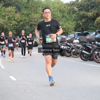 Runner Photo 3754913