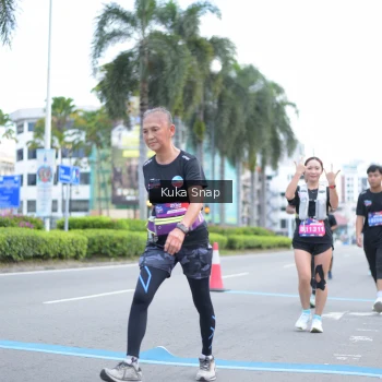 Runner Photo 3754949