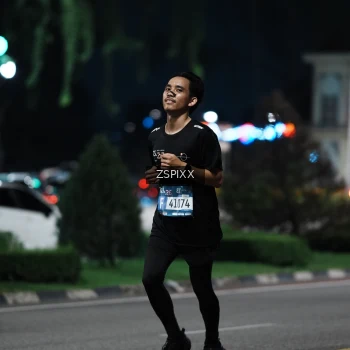 Runner Photo 3755003