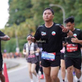 Runner Photo 3755017