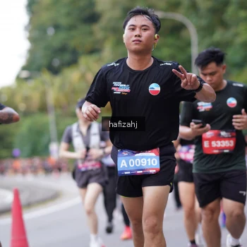 Runner Photo 3755034