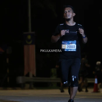 Runner Photo 3755072