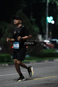 Runner Photo 3755098