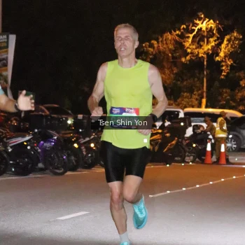 Runner Photo 3755100