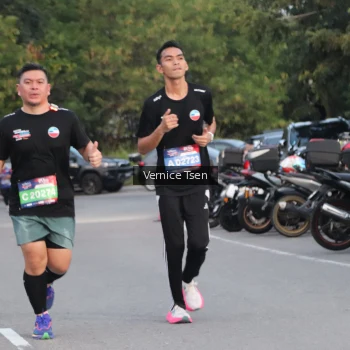 Runner Photo 3755216