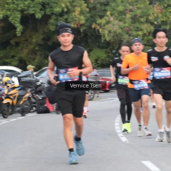 Runner Photo 3755280
