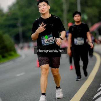 Runner Photo 3755363