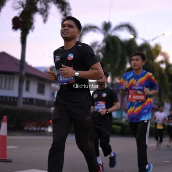 Runner Photo 3755366