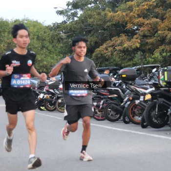 Runner Photo 3755392