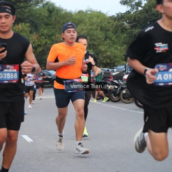 Runner Photo 3755417